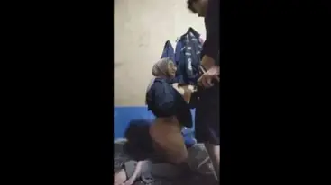 Niat Berkunjung Malah Dipaksa Ngentot WOT di Kamar